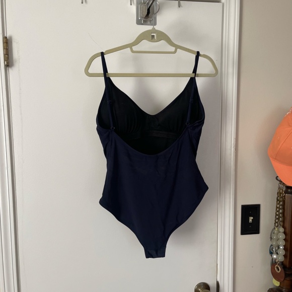 J. Crew Scoopneck One-piece Swimsuit Navy - Picture 5 of 13